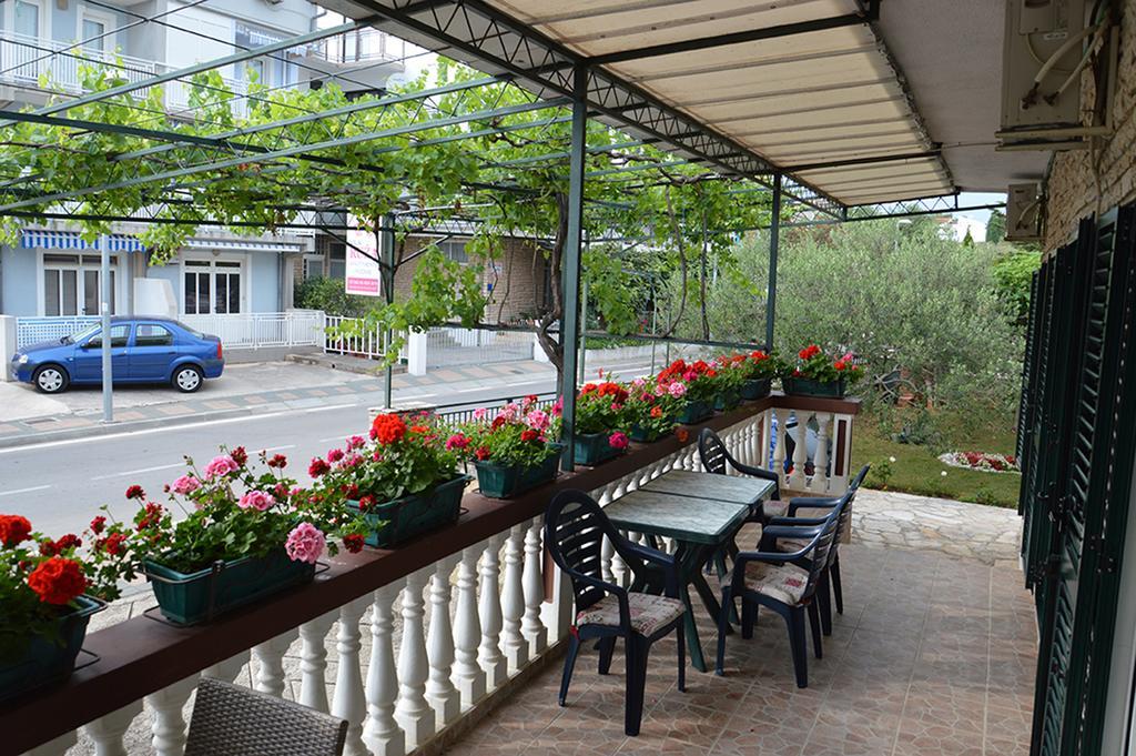Apartments "Ruza" โวดีเซ ภายนอก รูปภาพ