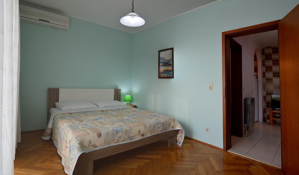 Apartments "Ruza" โวดีเซ ภายนอก รูปภาพ