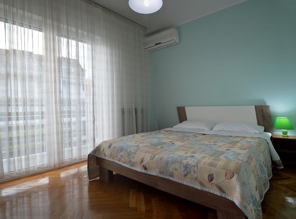 Apartments "Ruza" โวดีเซ ภายนอก รูปภาพ