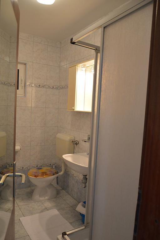 Apartments "Ruza" โวดีเซ ภายนอก รูปภาพ