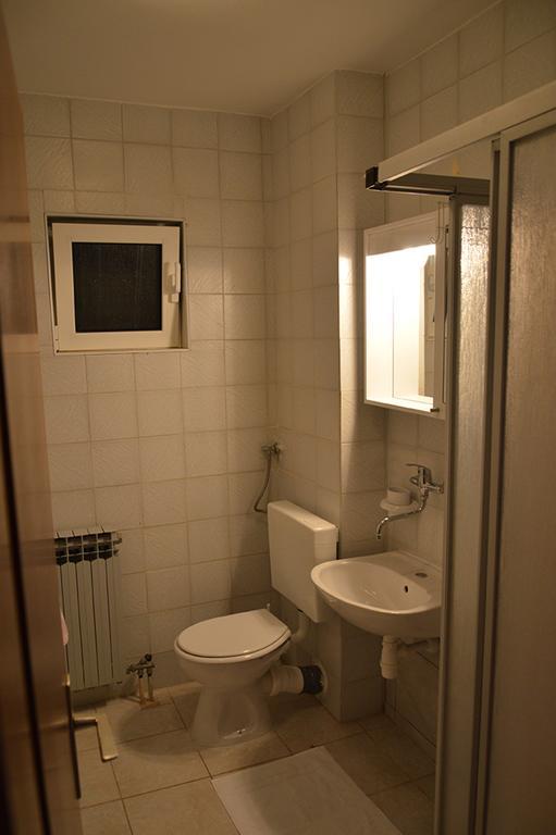 Apartments "Ruza" โวดีเซ ภายนอก รูปภาพ