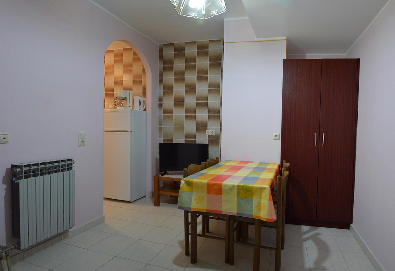 Apartments "Ruza" โวดีเซ ภายนอก รูปภาพ